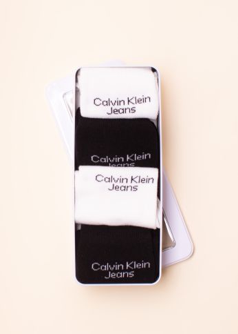 Calvin Klein sokid kinkekarbis 4 paari